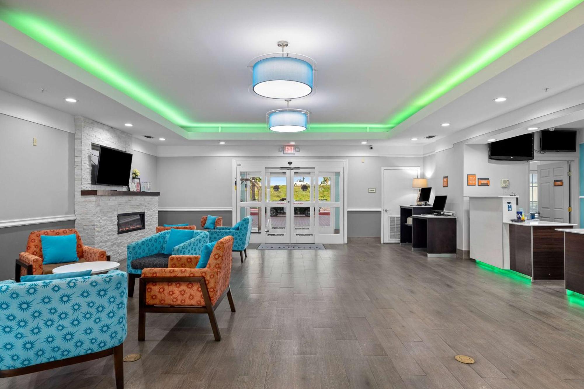 La Quinta Inn Suites By Wyndham Raymondville Harlingen Exterior foto